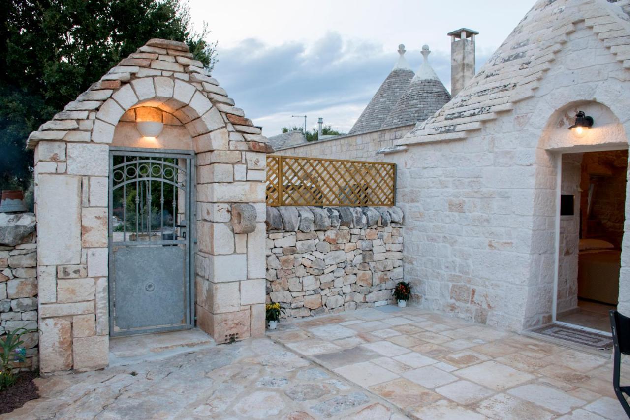Trullo Cinquenoci Suite 로코로톤도 외부 사진