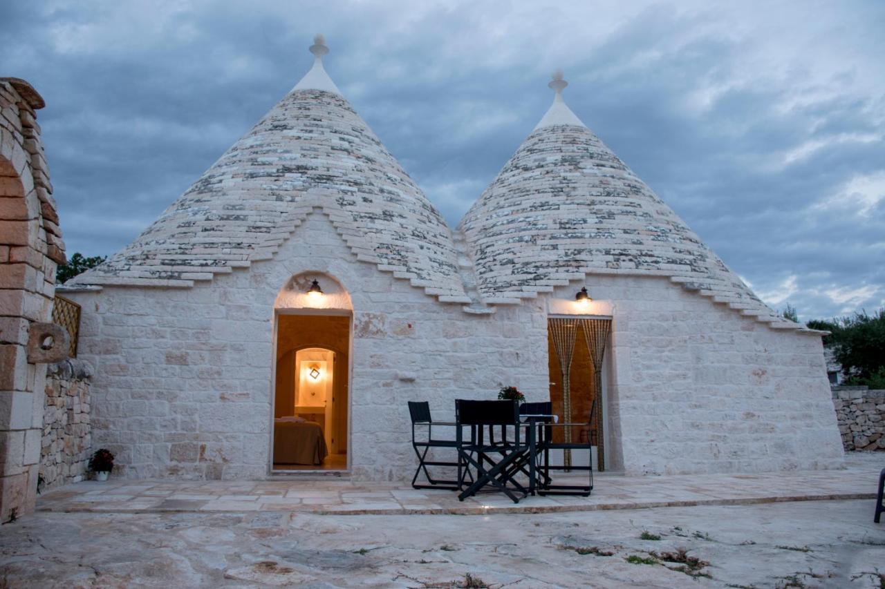 Trullo Cinquenoci Suite 로코로톤도 외부 사진