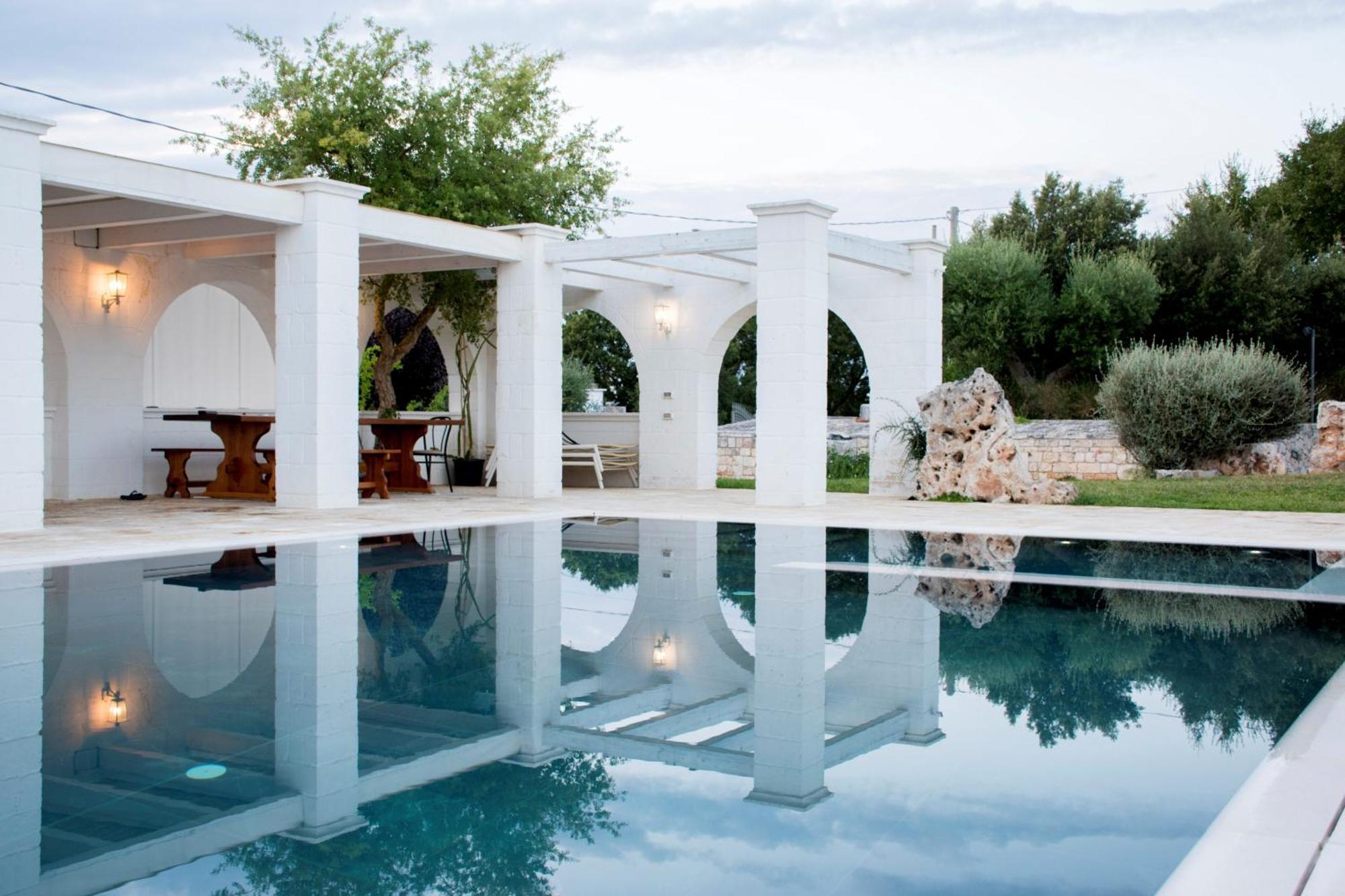 Trullo Cinquenoci Suite 로코로톤도 외부 사진